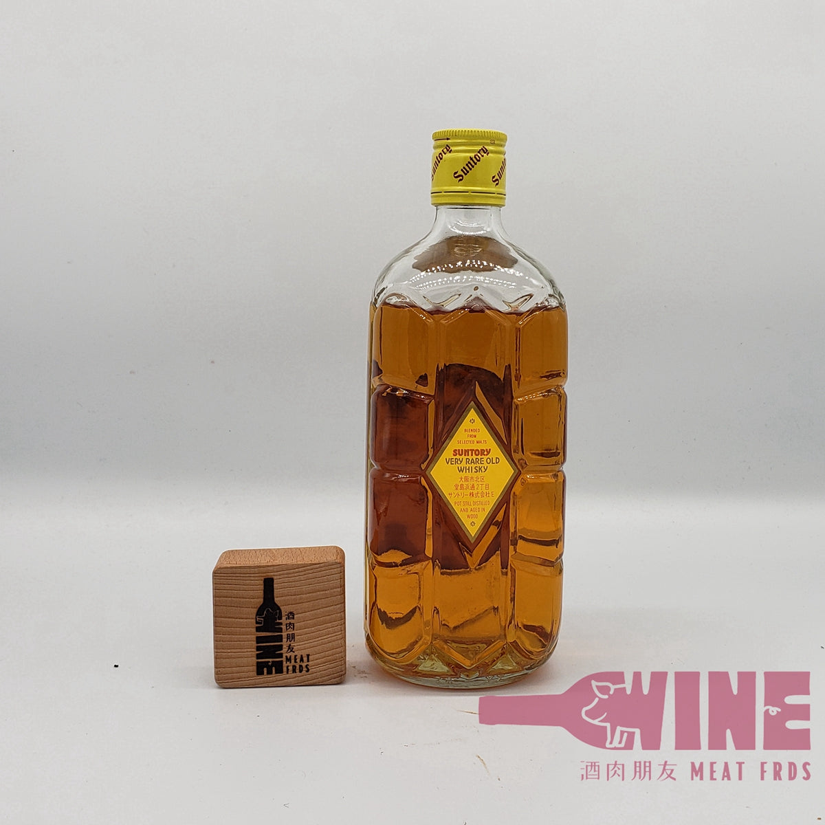 Suntory Kakubin (Square Bottle) Yellow Labe Genuine Quality Special Very Rare Old Japanese Blended Whisky 三得利角瓶黃角特級老日本威士忌720ML (舊裝)